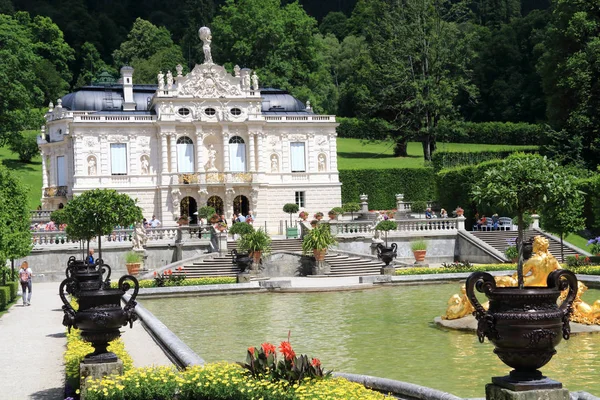 Kasteel van Ludwig Ii koning van Beieren in Duitsland — Stockfoto