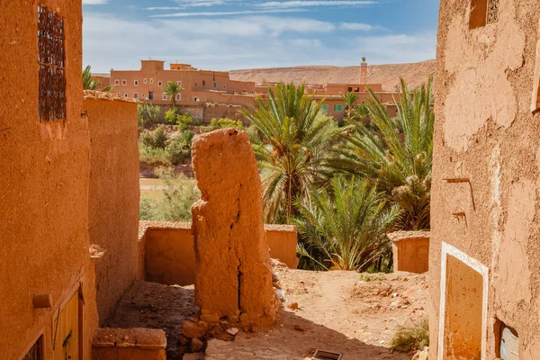 Weergave van de oasis onder het Fort Ait Ben Haddou — Stockfoto