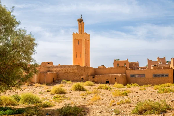 Mosque with stork nest in Ouarzazate, Morocco — Stock Photo, Image