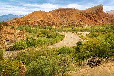 Vadi wadi Oued Gades oasis ile. Fas.