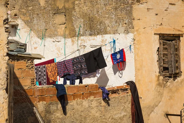 Daken en terrassen in Fes Medina, Marokko — Stockfoto