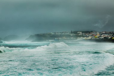 Kötü hava sahil, Sao Miguel Island'ın Kuzey, Azor