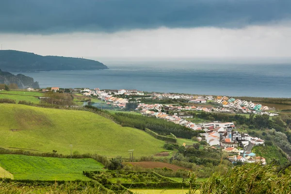 Vista de Porto Formoso en la isla de Sao Miguel, Azores — Foto de Stock