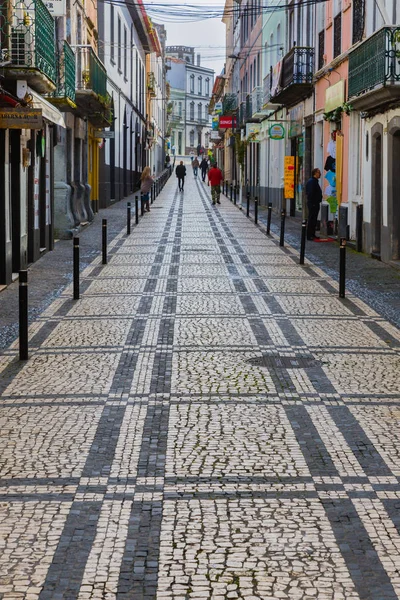 Calles y pasarelas de Ponta Delgada . — Foto de Stock