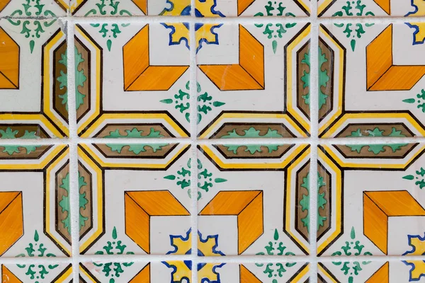 Azulejos de cerâmica tradicional em Lisboa — Fotografia de Stock