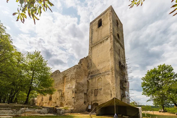 Ruins of Monastery Katarinka above the village of Dechtice, Slov — Stock Photo, Image