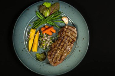 Sebze Izgara sığır eti biftek ile sırlı