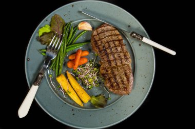 Sebze Izgara sığır eti biftek ile sırlı