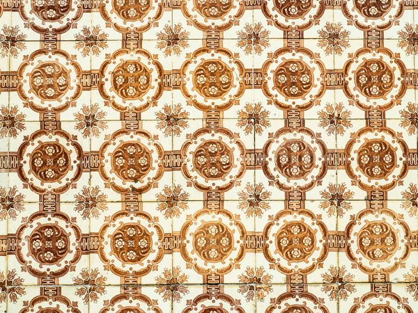 Typische traditionele keramische tegels "azulejos" van de Algarve — Stockfoto