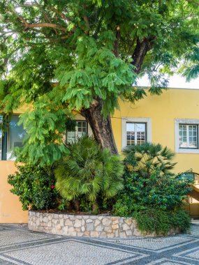 Portekiz kıyısında Faro eski alleyways içinde