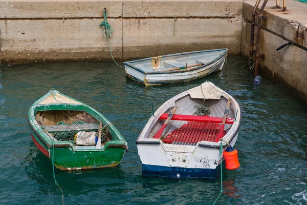 Τα αλιευτικά σκάφη για το λιμάνι της Sagres στο νοτιοδυτικό Ακρωτήριο της ευρώ — Φωτογραφία Αρχείου