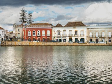Tavira yalak Gilao nehir, Portekiz görünümünü
