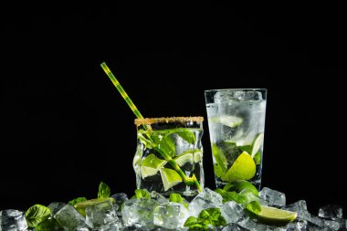 Mojito buz üstünde
