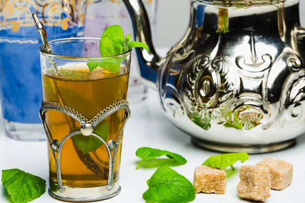 Arabic mint tea — Stock Photo, Image