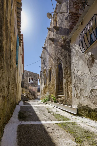 V ulicích vesnice Pelekas na ostrově Korfu — Stock fotografie