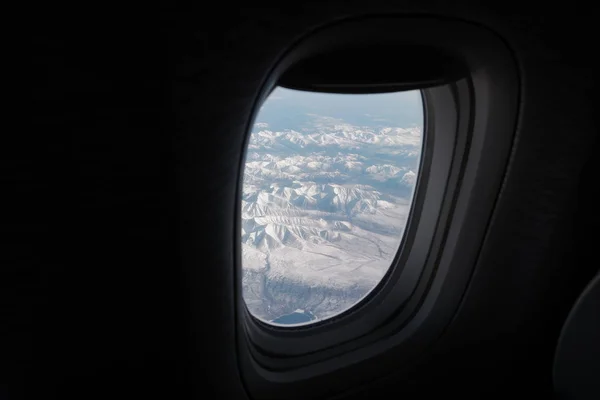 Vista Desde Ventana Del Avión Durante Vuelo Mira Por Ventana —  Fotos de Stock