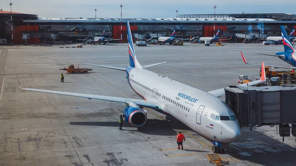 Mosca Russia Marzo 2020 Boeing 737 800 Aeroflot Gate Dell — Foto Stock