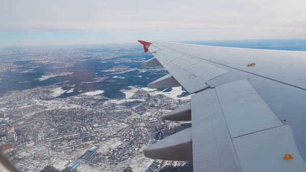 Sankt Petersburg Rosja Marca 2020 Widok Skrzydła Okna Samolotu Starcie — Zdjęcie stockowe