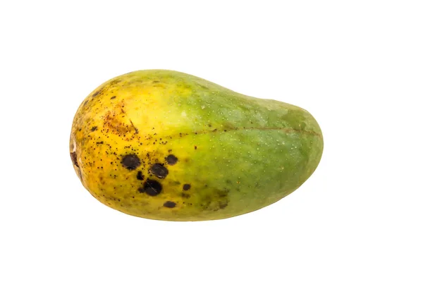 Beyaz arka plan üzerinde izole tek sarı ve yeşil mango