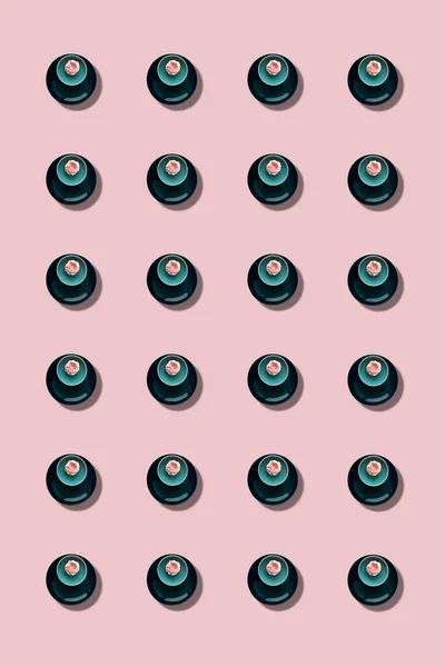 Zökkenőmentes Minta Rózsaszín Süteményekkel Tányéron Holliday Képeslapra Háttér Étlap Tervezés — Stock Fotó
