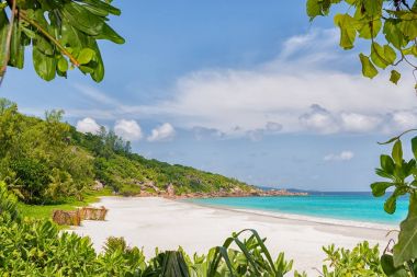 Seyşel Adaları la digue adada Petite anse Plajı'na gelen