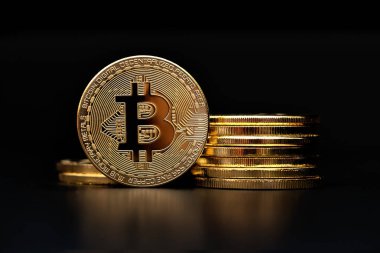 Kripto Döviz Alım bitcoin altın temsil siyah arka plan üzerine