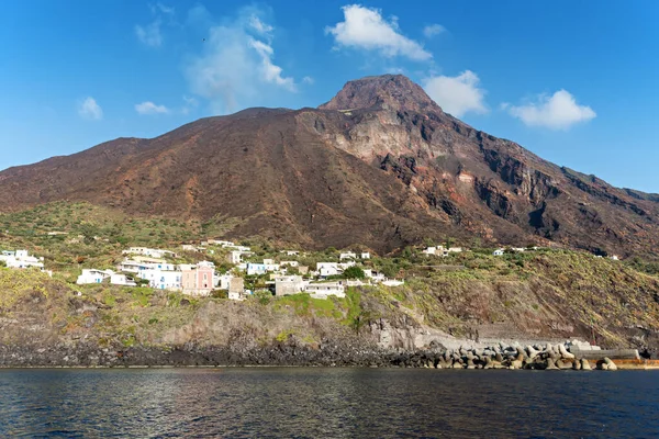 Pequeña Ciudad Ginostra Solo Accesible Por Mar Puerto Isla Eólica —  Fotos de Stock