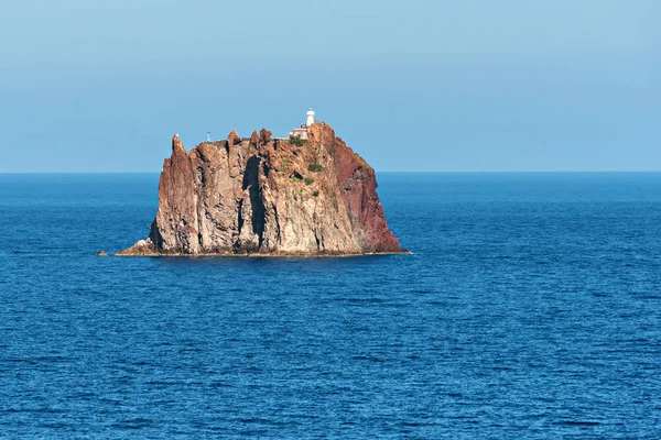 Piccola Isola Vulcanica Denominata Strombolicchio Vicino Stromboli Isole Eolie Italia — Foto Stock