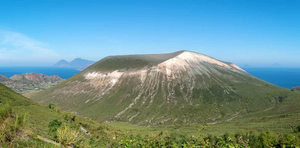 Vista Panorámica Del Volcán Vulcano Islas Eólicas Italia —  Fotos de Stock