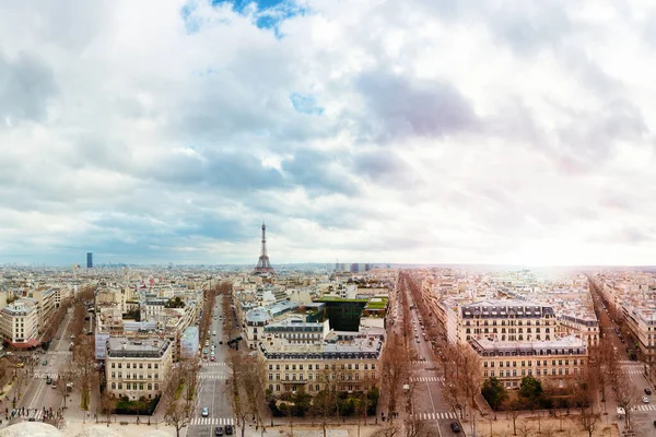 Skyline Urbaine Panoramique Des Bâtiments Haussmanniens Tour Eiffel Dans Ville — Photo