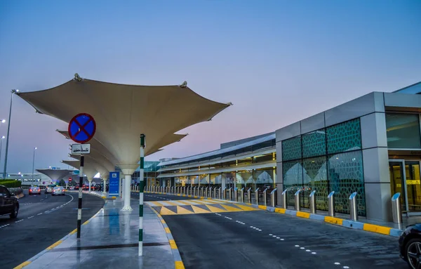 Aeroporto Internacional Abu Dhabi Emirados Árabes Unidos — Fotografia de Stock