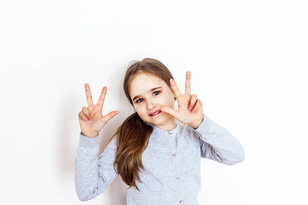 Criança Menina Emoções Diferentes Fundo Branco Isolado Retrato Riso Medo — Fotografia de Stock