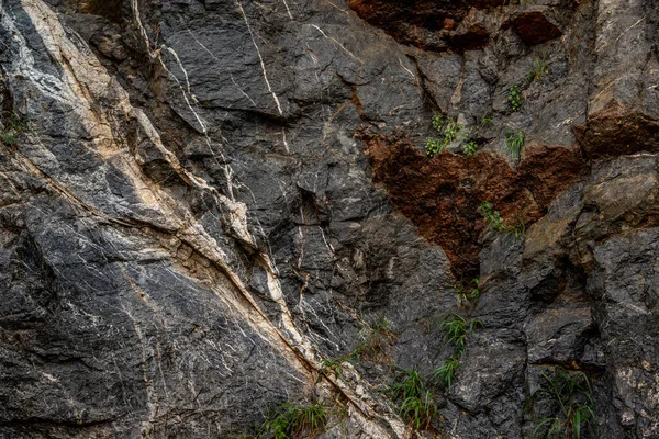 Prachtige granieten patronen op de bergen die natura eroderen — Stockfoto