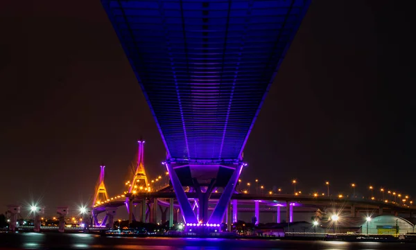 Twilight scenes of The Bhumibol Bridge,also known as the Industr — стокове фото