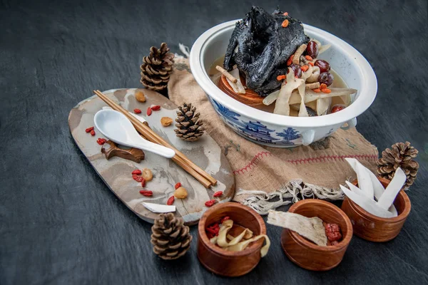 Китайский Традиционный Питательный Рагу Здоровья Тушеная Курица Черная Кость Китайский — стоковое фото