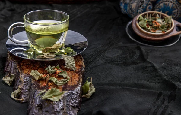 Egy Csésze Pandan Levél Tea Indiai Mocsári Bolha Növény Levelek — Stock Fotó