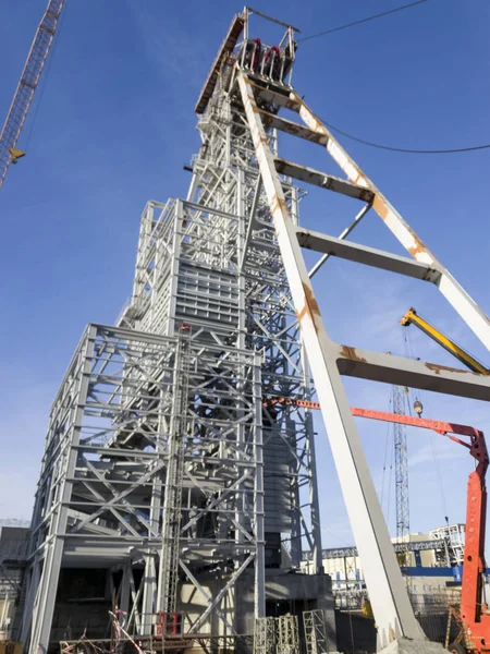 Kopierer zum Heben oder Bergbau und zur Verarbeitung. Bergbau. Gebäude. Petrikow Bezirk, Republik Weißrussland. — Stockfoto