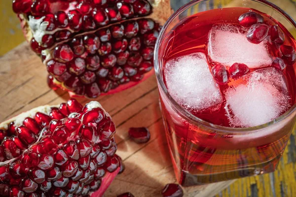 Pomegranate Glass Pomegranate Juice Wooden Background — 스톡 사진