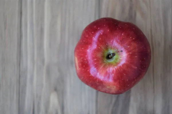 Background Organic Fresh Red Apples Table — Stock Photo, Image