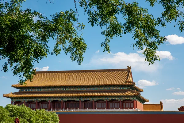 Traditional Chinese architectural roof — Stock Photo, Image