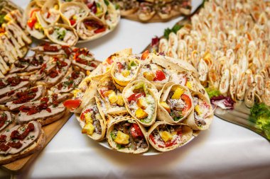 Olay catering üzerinde Sezar rulo