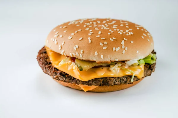 Burger Roast Beef Cheddar Cheese Bun Sesame Seeds White Background — 스톡 사진