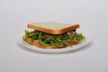 Tavuklu sandviç ve marullu sandviç. Amerikan yemeği. Hamburger