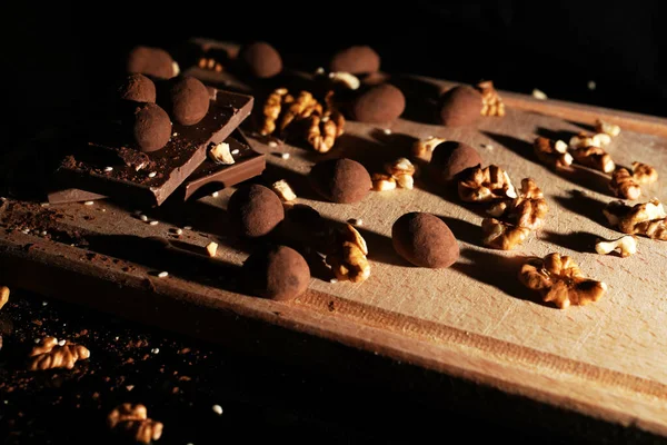 Nuts Chocolate Wooden Board Hazelnuts Cocoa Macro — Stock Photo, Image