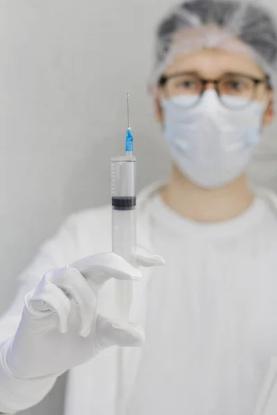 Dottore Sta Fare Iniezione Anestesista Iniezione Prima Dell Intervento Vaccino — Foto Stock