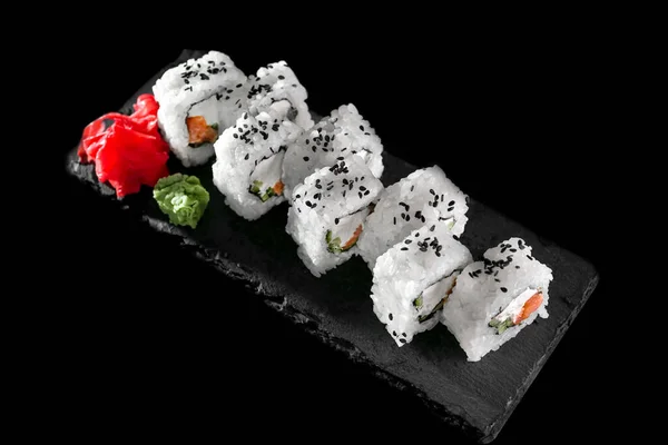 Semmeln Mit Thunfisch Und Frischkäse Auf Schwarzem Hintergrund Japanisches Essen — Stockfoto