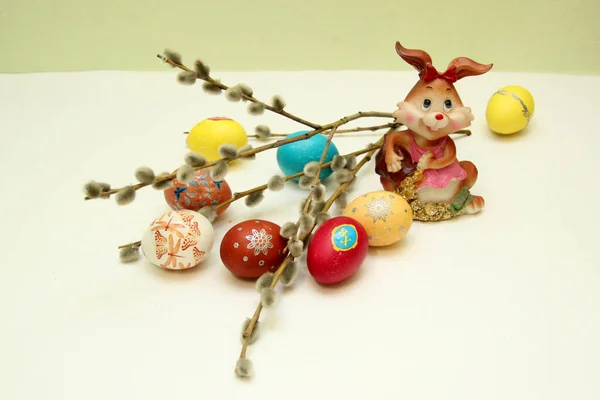 Composición Pascua Con Huevos Sauce Vela Conejo — Foto de Stock