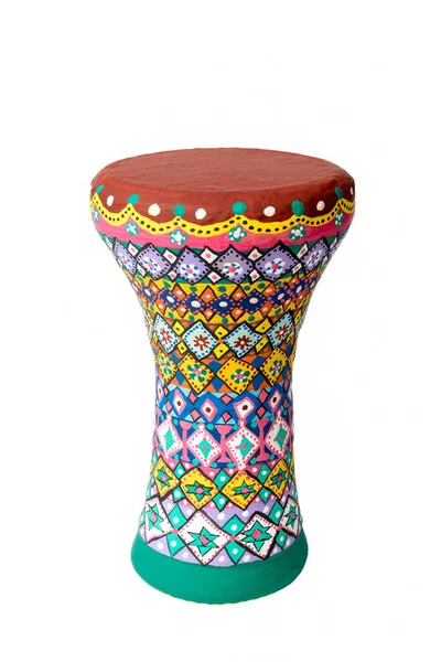 Tambor de cálice (também tambor de cálice, tarabuka, darbuka, debuka ) — Fotografia de Stock