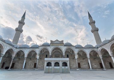 Dış düşük açılı gün atış Süleymaniye Camii, Istanbul, Türkiye