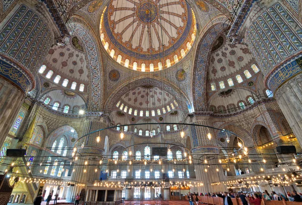 Interior de la Mezquita del Sultán Ahmed (Mezquita Azul), Estambul, Turquía —  Fotos de Stock